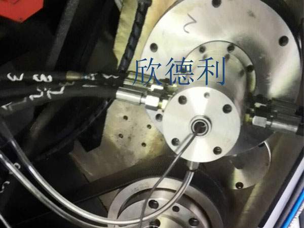 高速旋轉(zhuǎn)接頭
